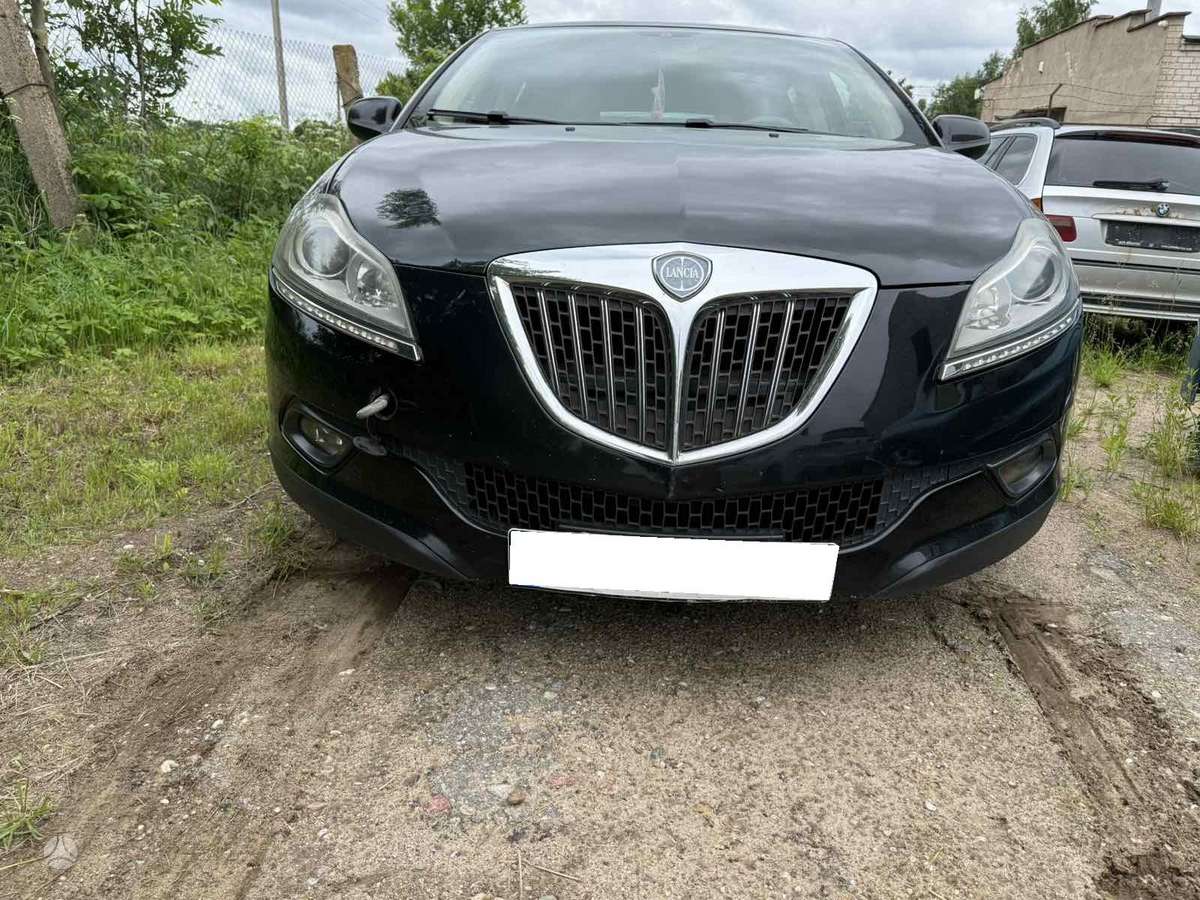 Lancia Delta dalimis. Variklio kodas 198a2000