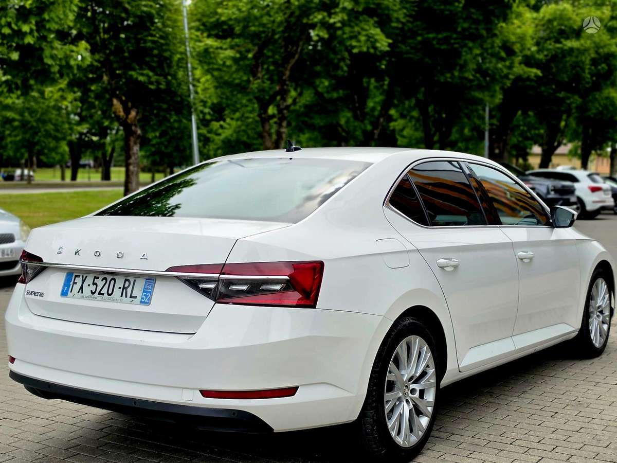 Škoda Superb - 7