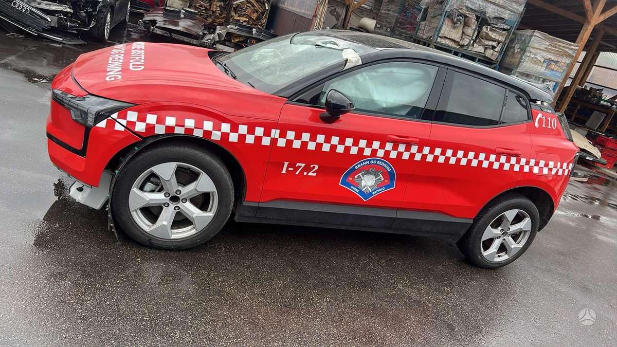 Volvo EX30 dalimis