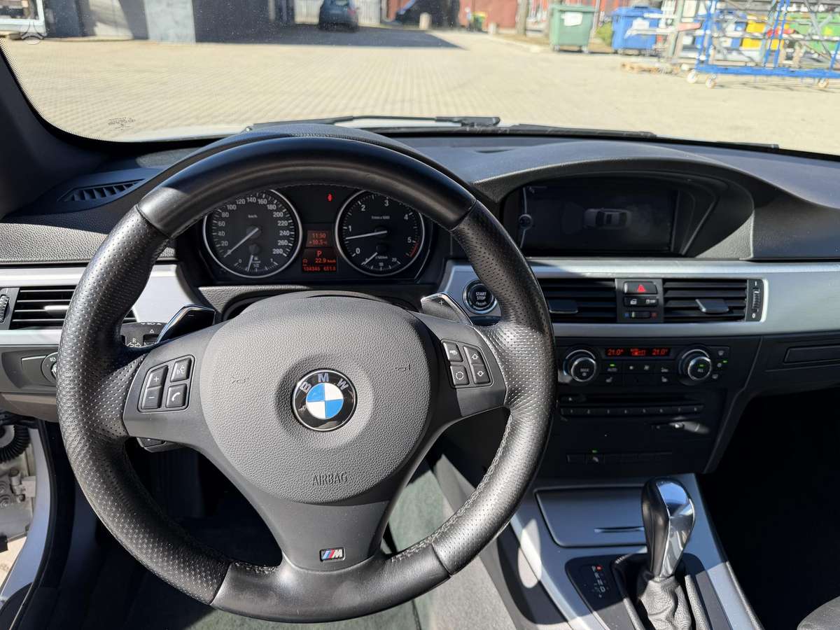 BMW 330, 3.0 l., coupe