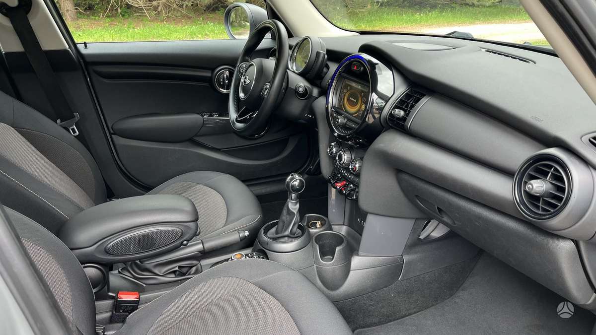 Mini One, 1.5 l., hatchback
