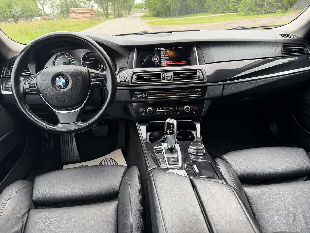 BMW 520, 2.0 l., wagon