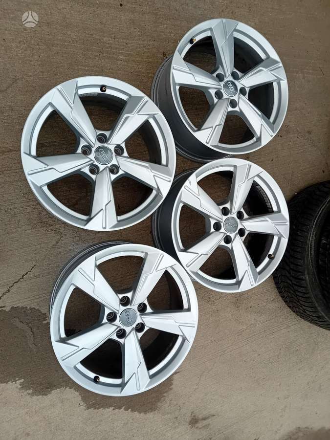 Audi, light alloy, R18