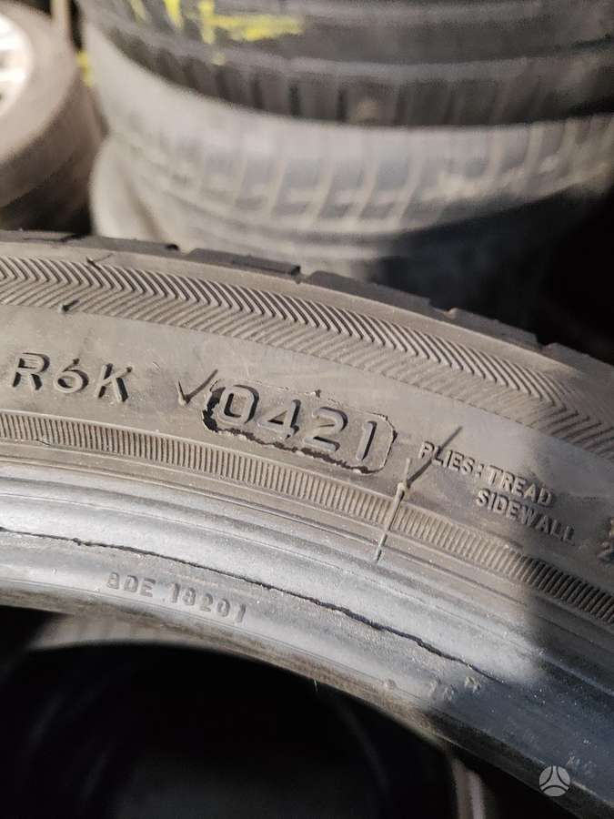 Bridgestone, летние 225/40 R18