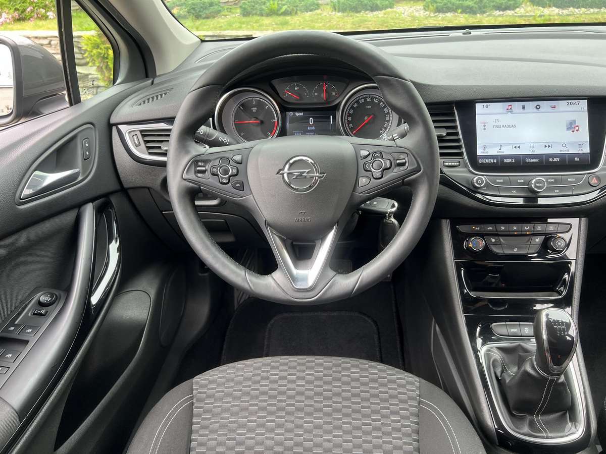 Opel Astra, 1.6 l., hatchback