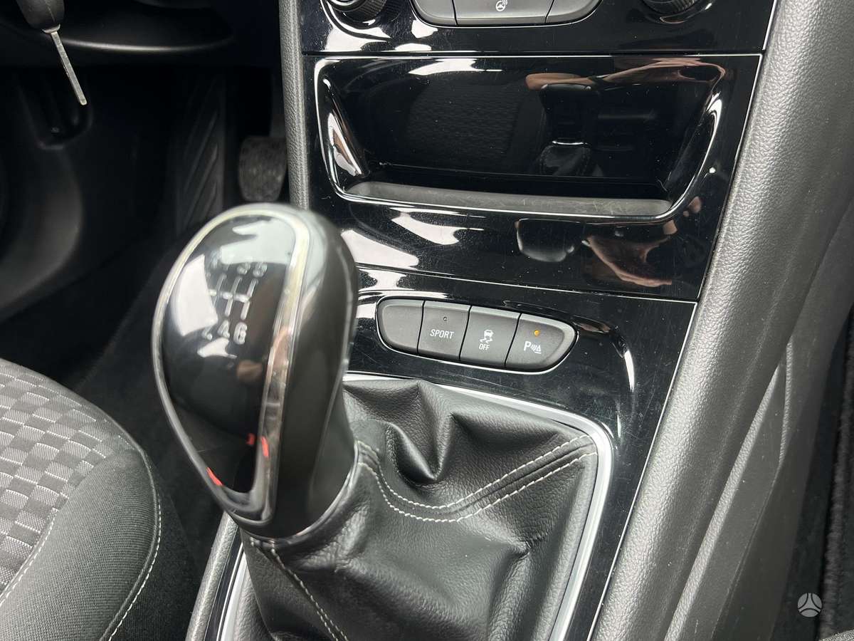 Opel Astra, 1.6 l., hatchback