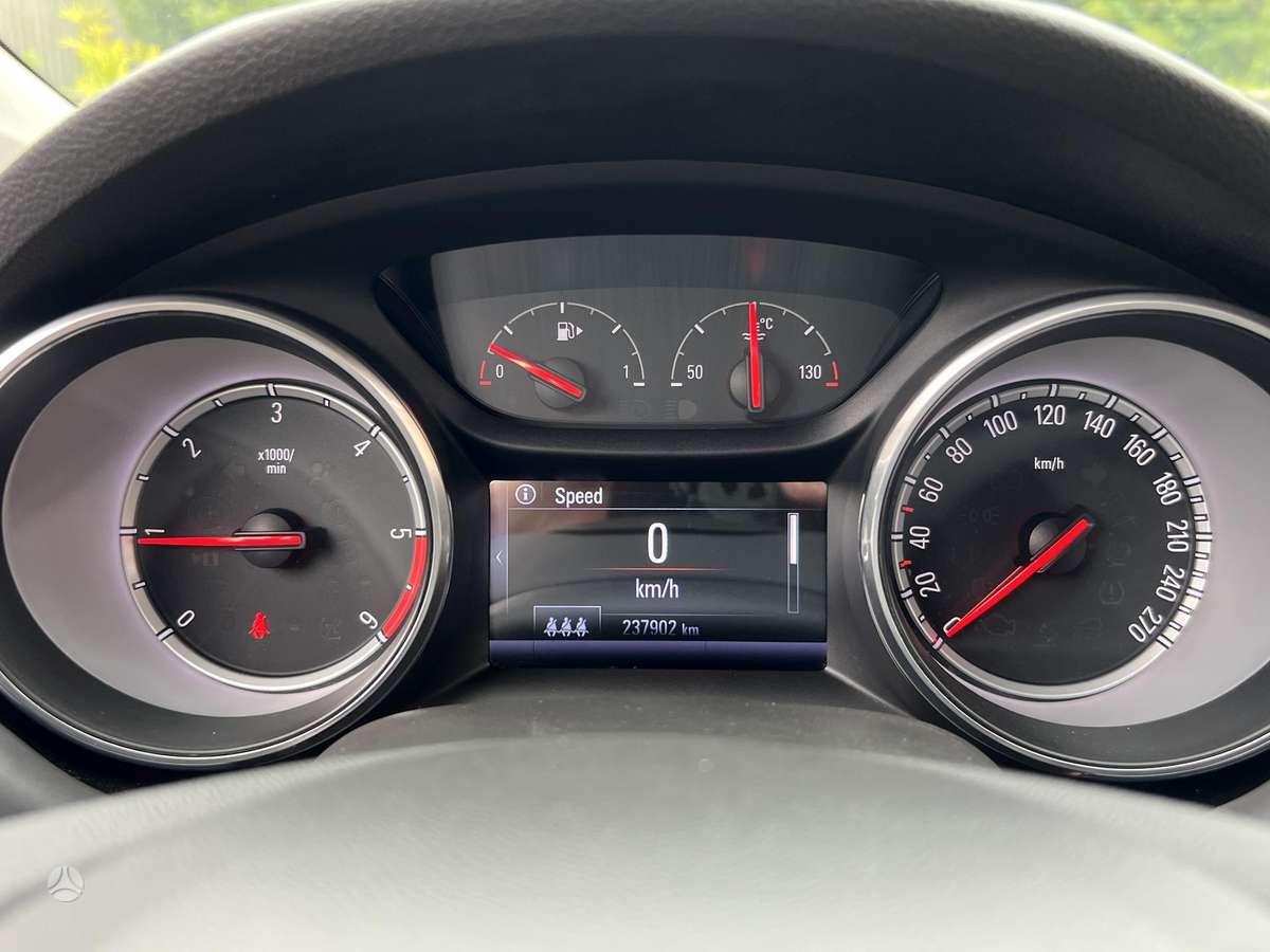 Opel Astra, 1.6 l., hatchback