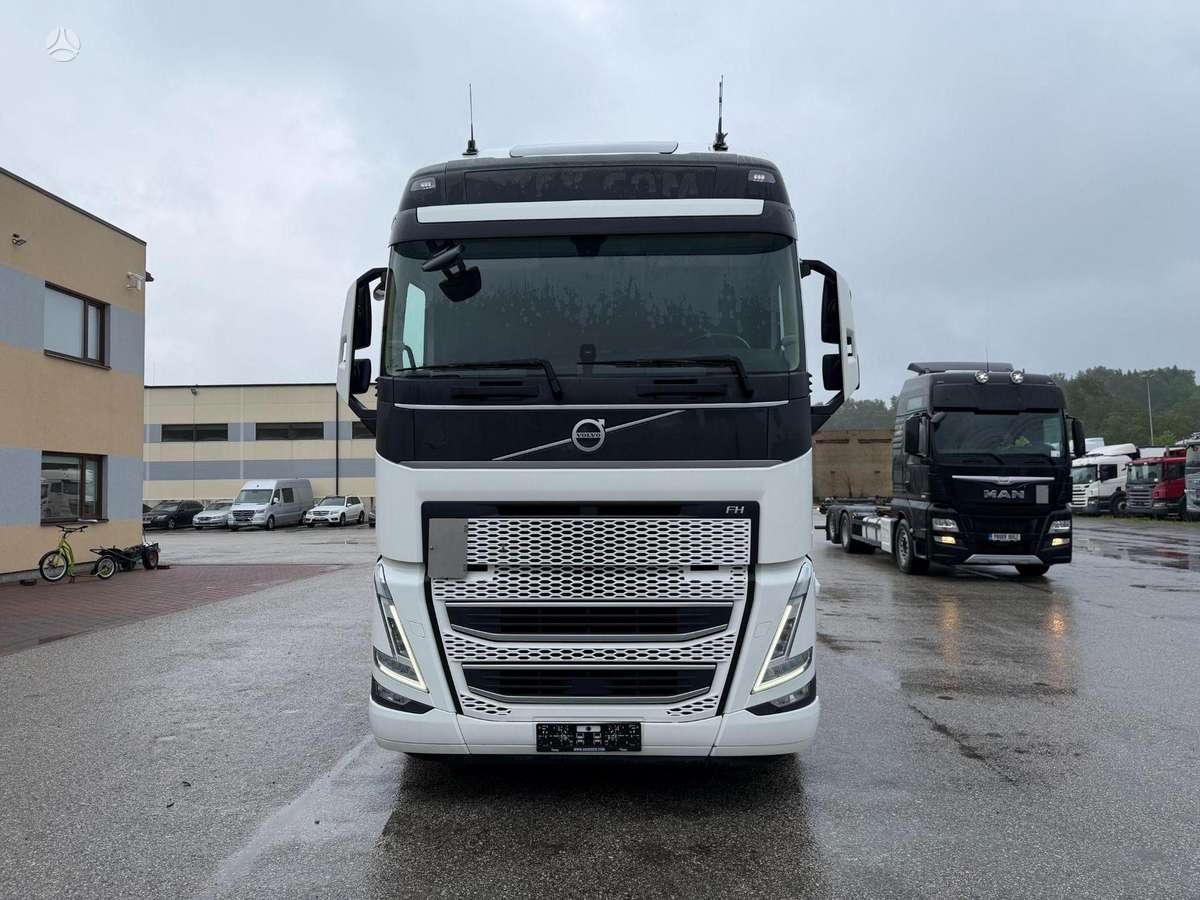 Volvo FH500XL, single sleeper