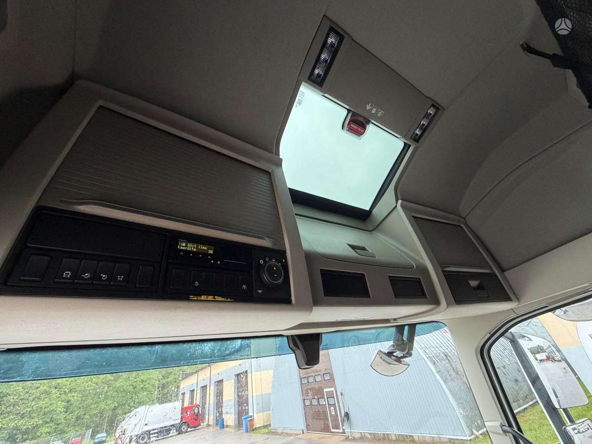 Volvo FH500XL, single sleeper