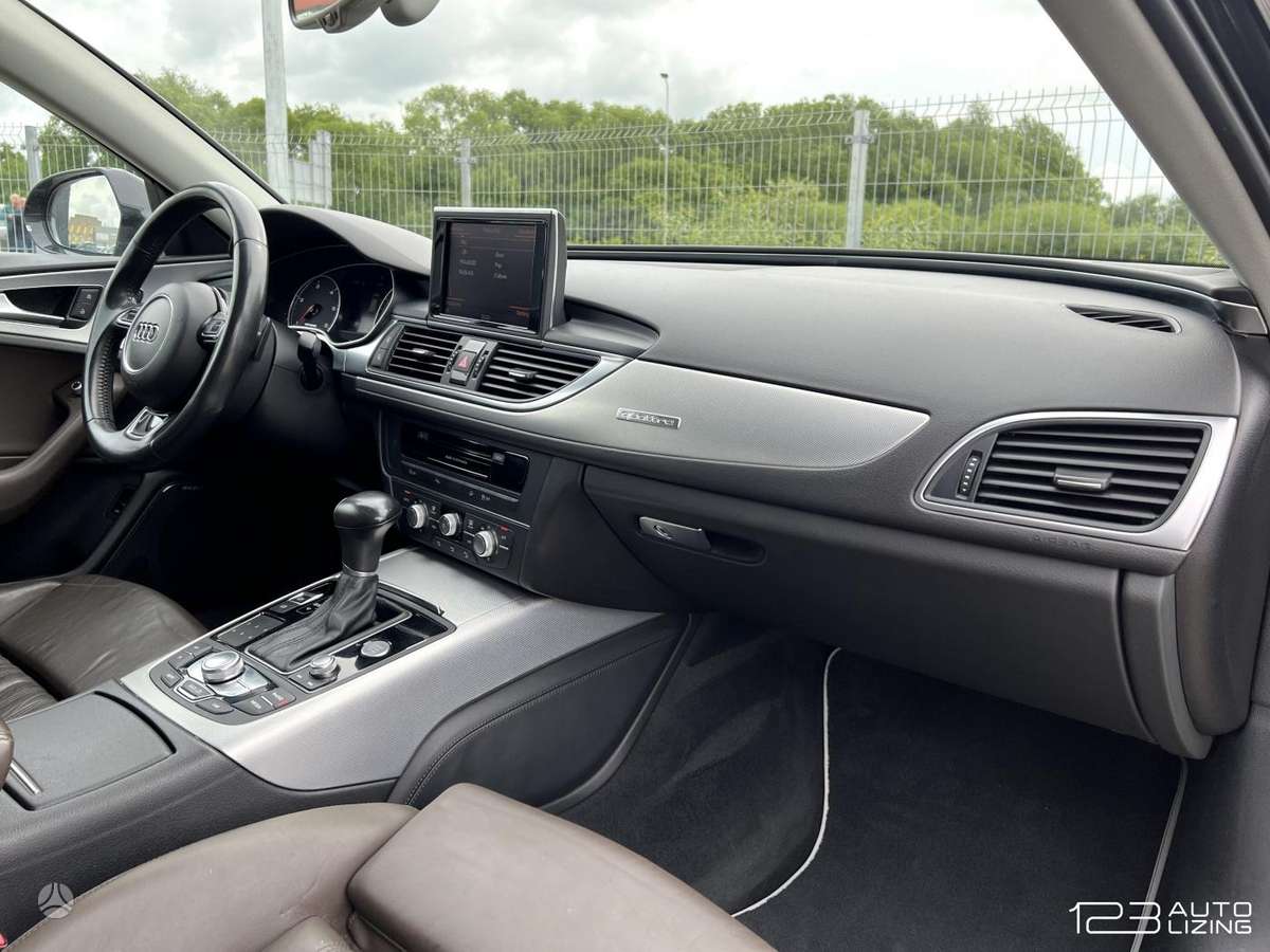 Audi A6 allroad, 3.0 l., Универсал