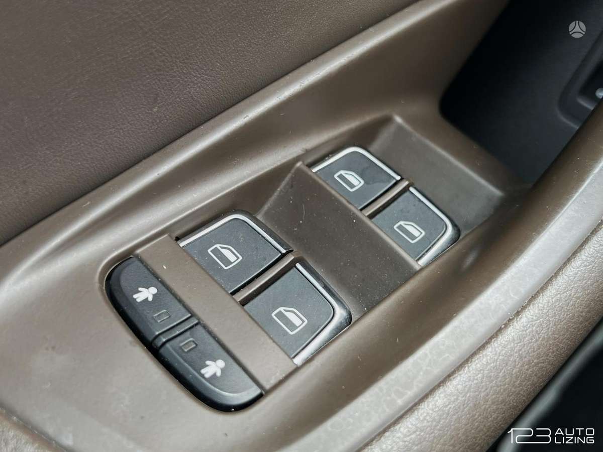 Audi A6 allroad, 3.0 l., Универсал