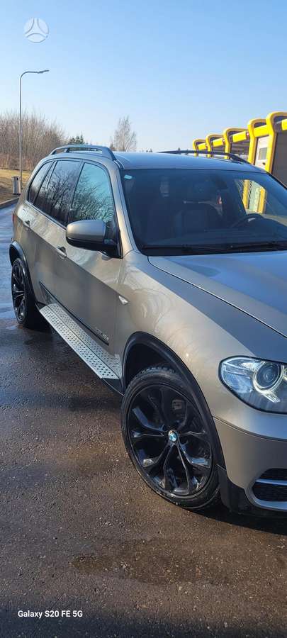 BMW X5, 3.0 l., Минивэн