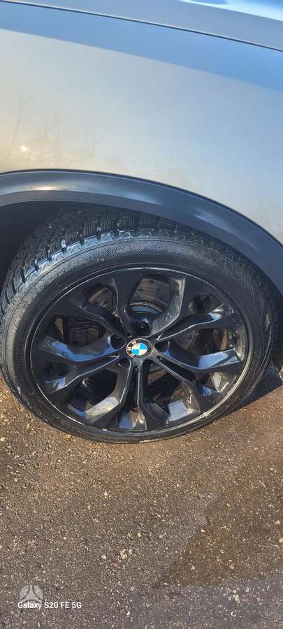 BMW X5, 3.0 l., Минивэн