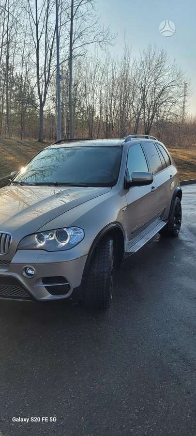 BMW X5, 3.0 l., Минивэн
