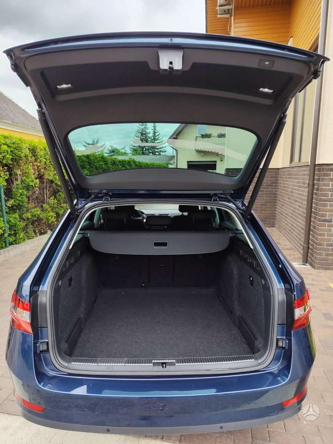 Skoda Superb, 1.5 l., Универсал