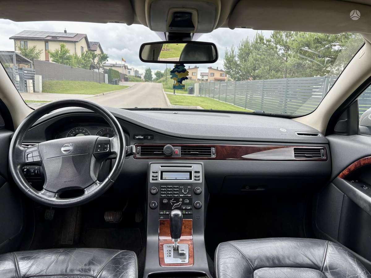 Volvo S80, 2.4 l., Седан