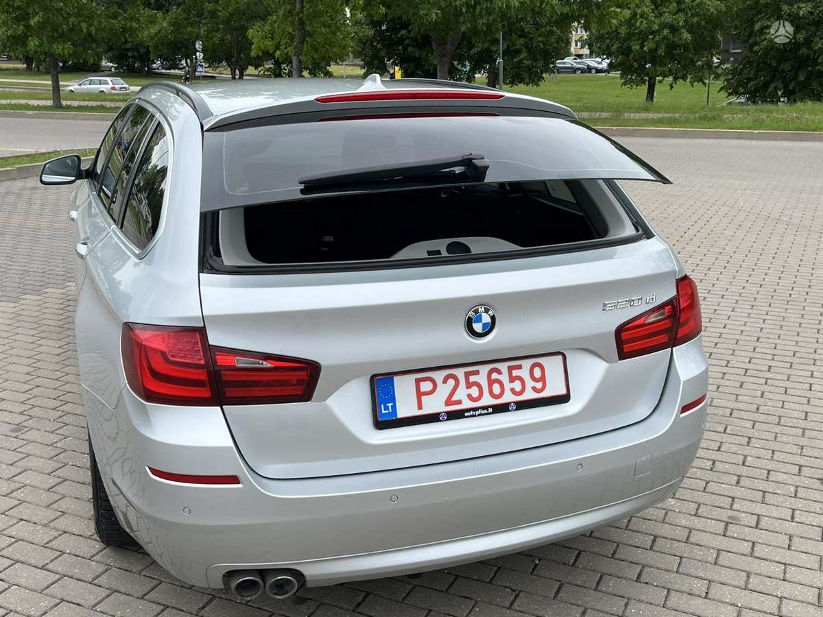 BMW 520, 2.0 l., wagon