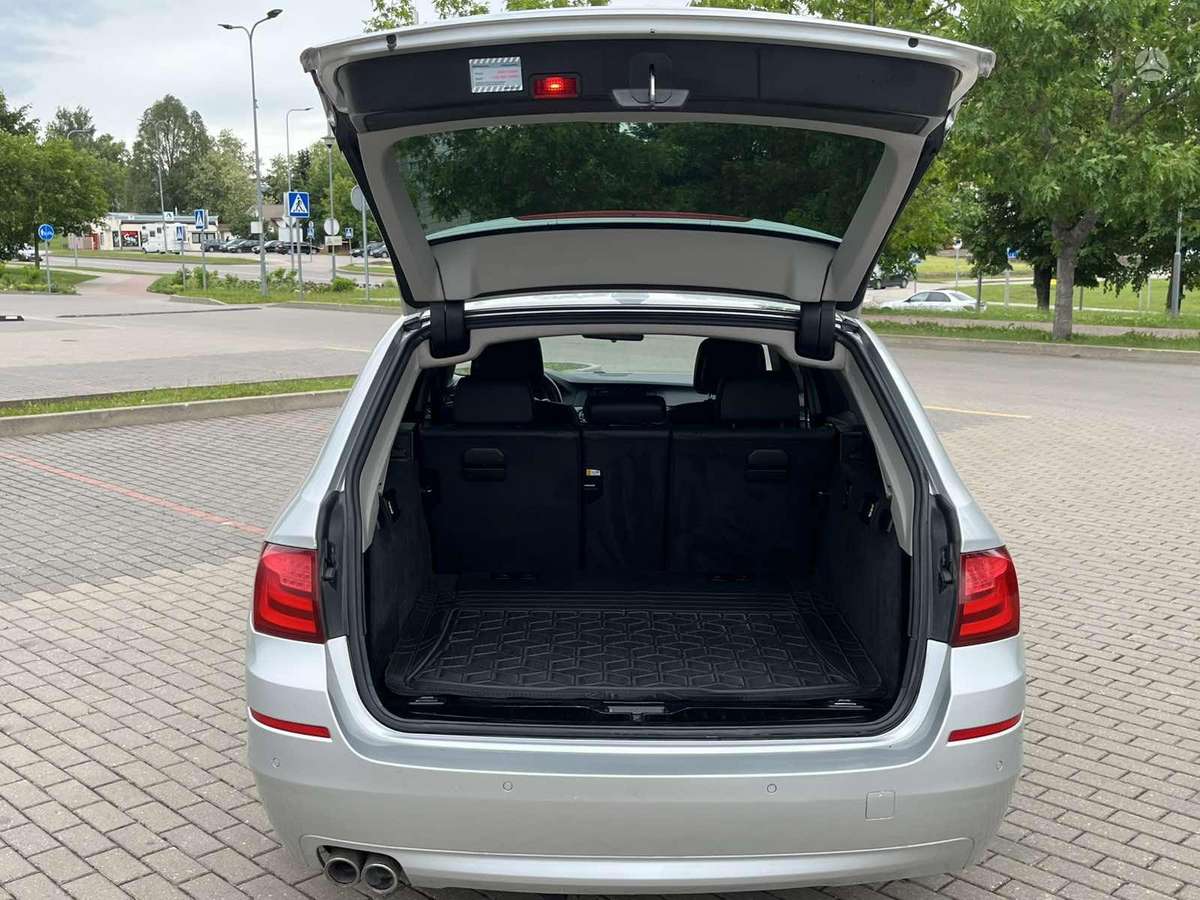 BMW 520, 2.0 l., wagon