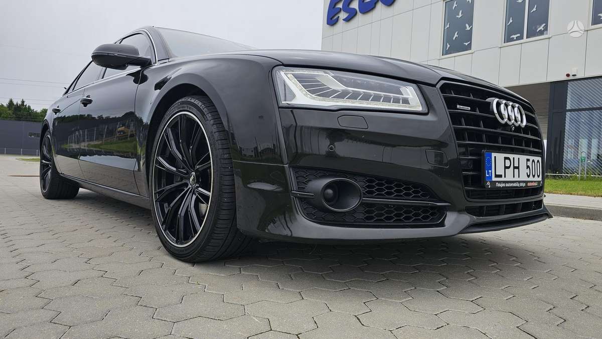 Audi A8 L, 3.0 l., Седан