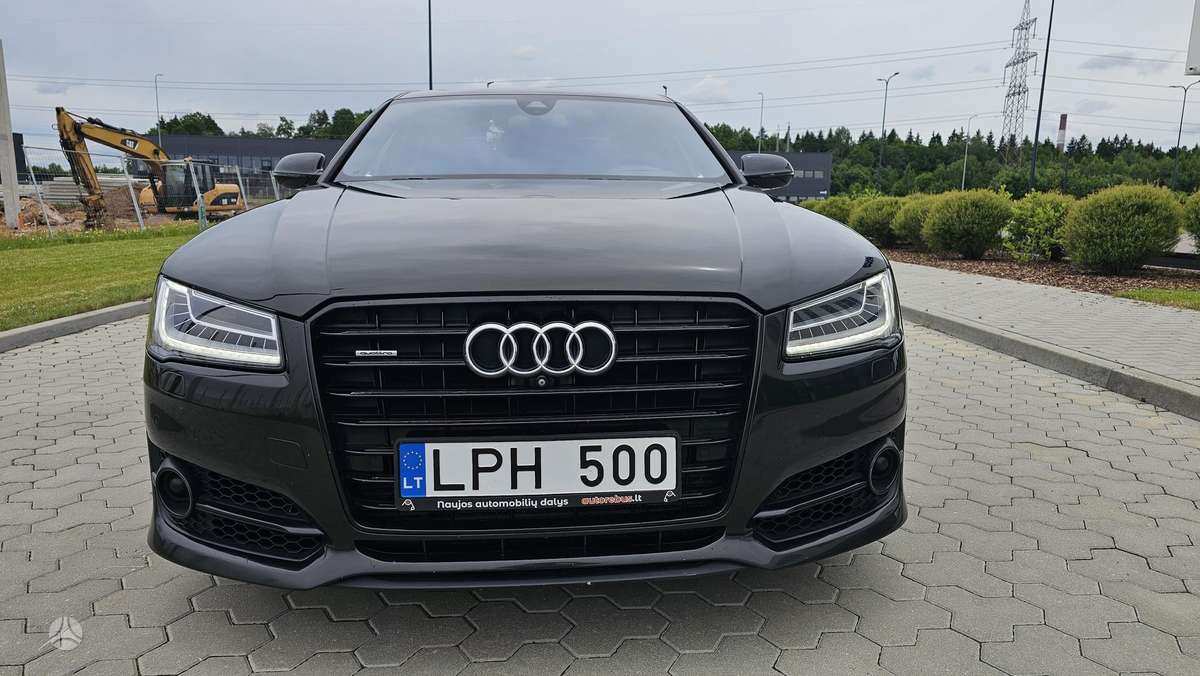 Audi A8 L, 3.0 l., Седан