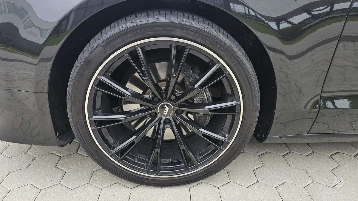 Audi A8 L, 3.0 l., Седан