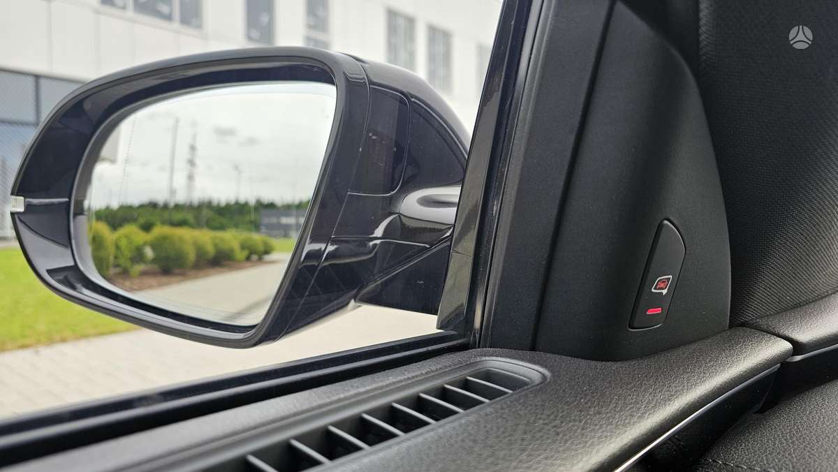 Audi A8 L, 3.0 l., Седан