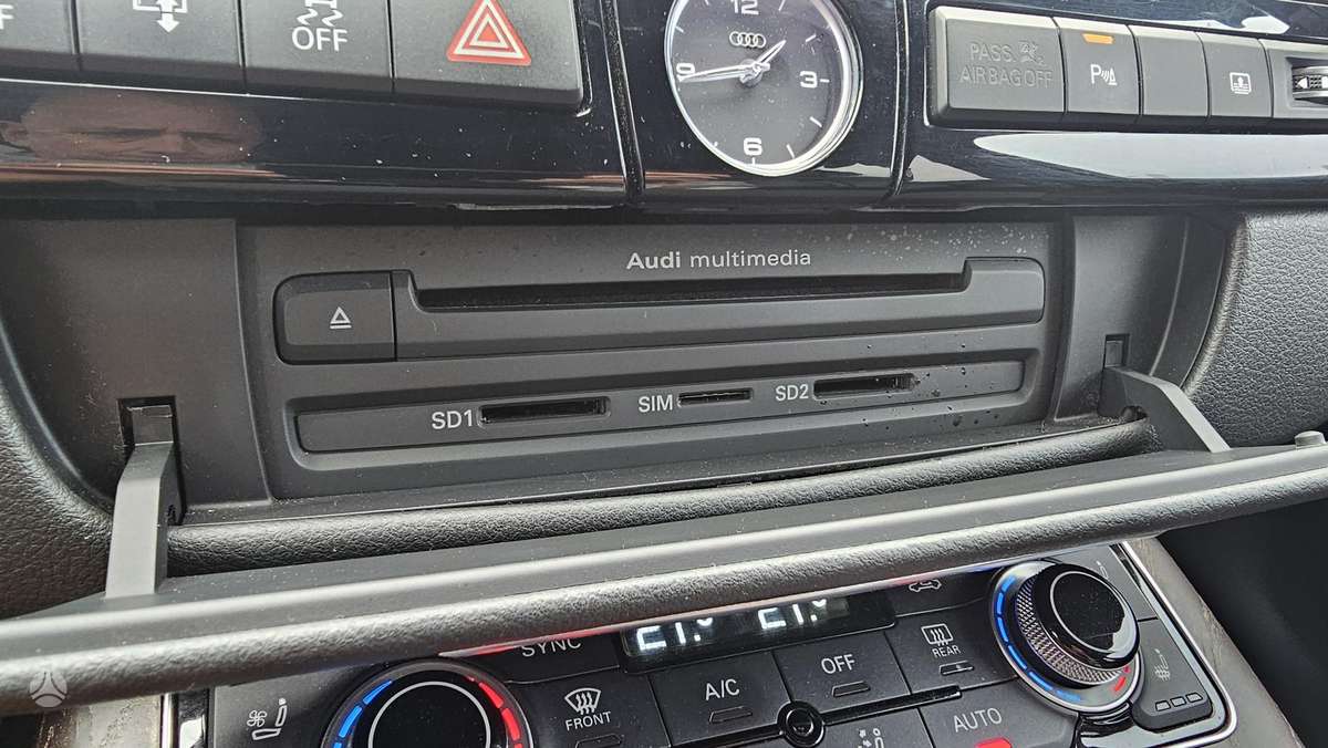 Audi A8 L, 3.0 l., Седан