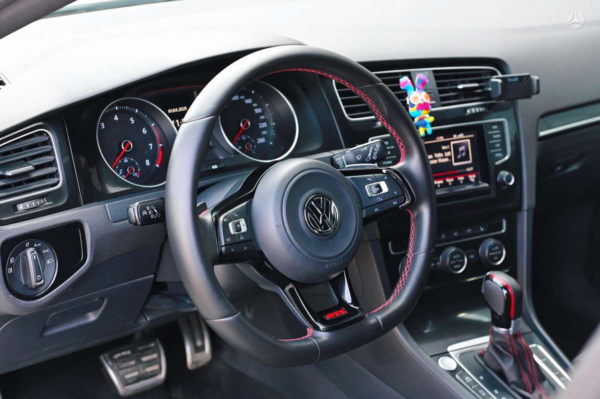 Volkswagen Golf, 2.0 l., hatchback