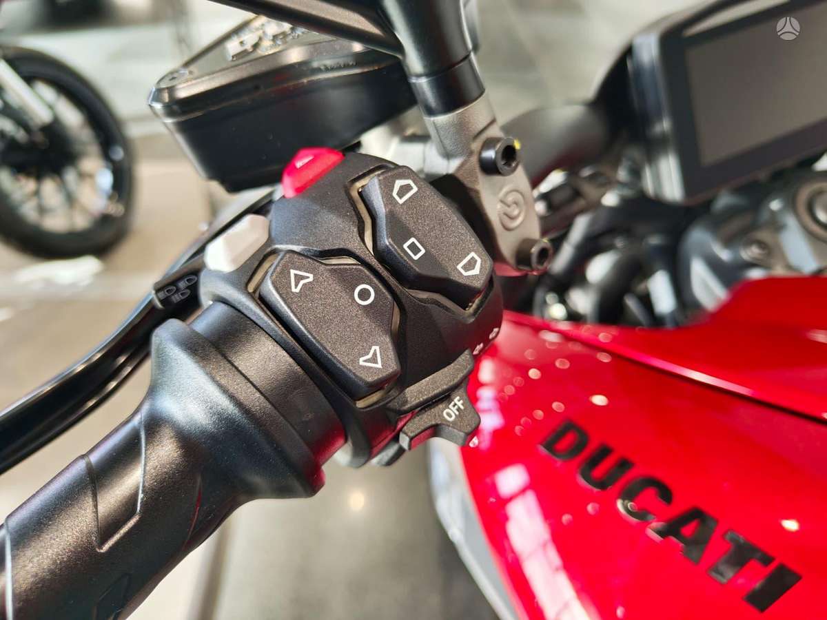 Ducati Diavel 1158cc, street / classic