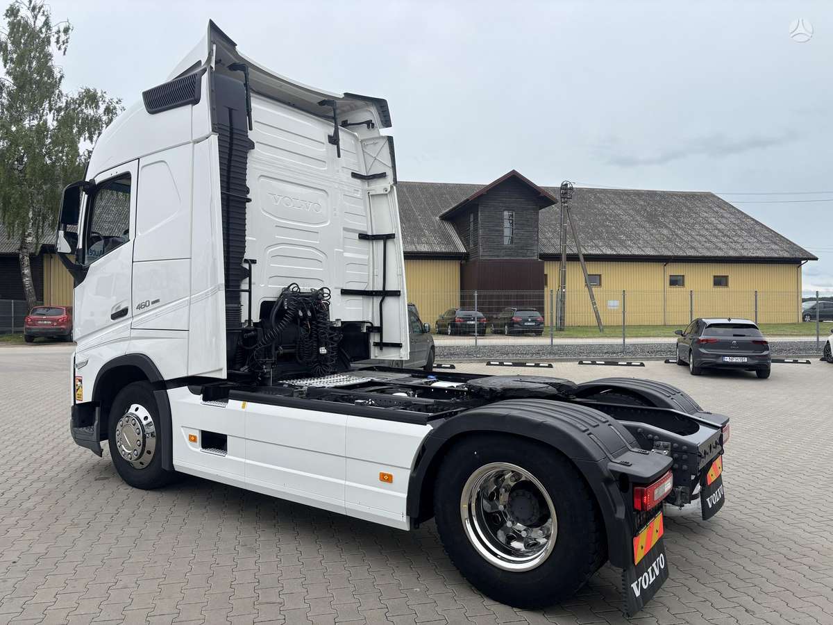 Volvo FH 460, double sleeper