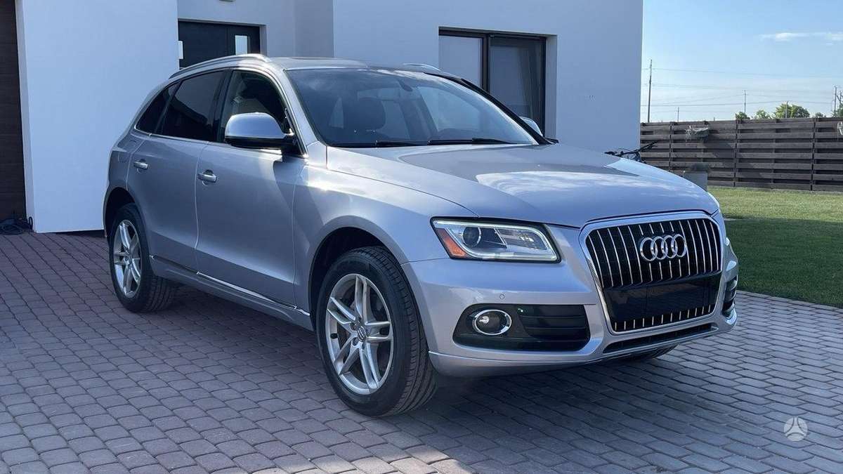Audi Q5, 2.0 l., Внедорожник / Кроссовер