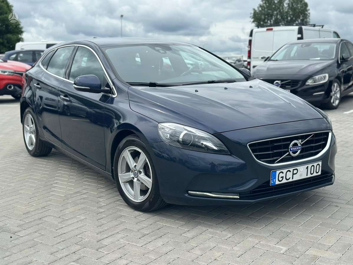 Volvo V40, 1.6 l., Хэтчбек
