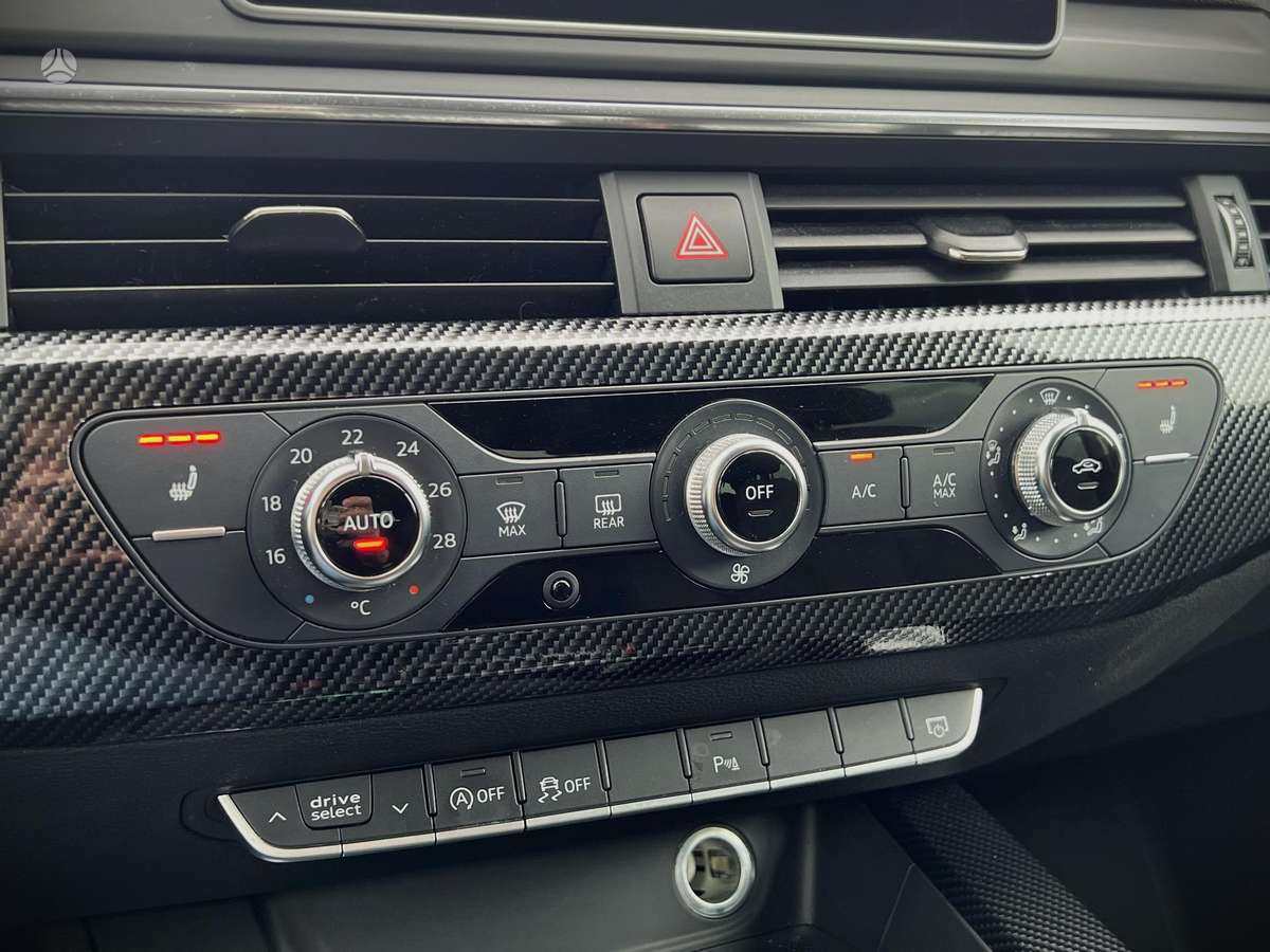 Audi A4, 2.0 l., Универсал