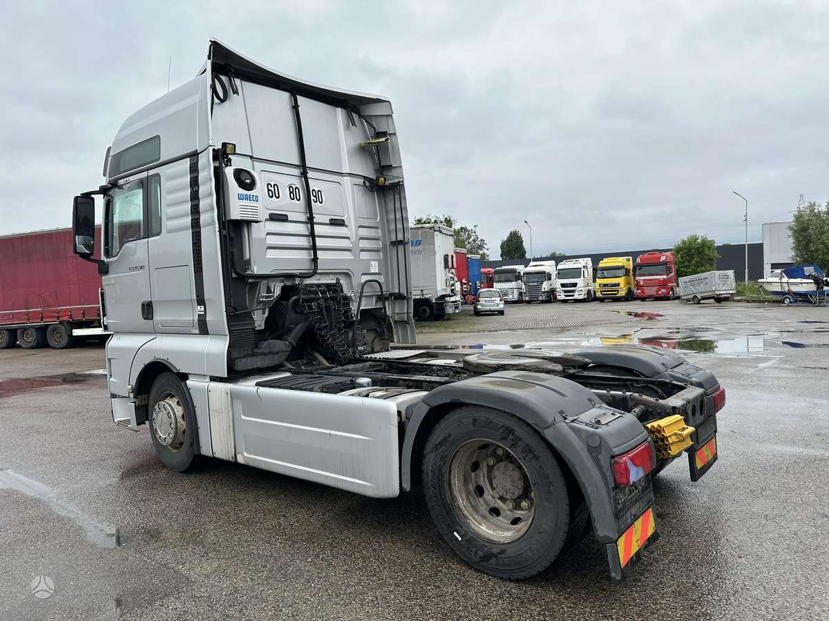 MAN TGX 18.540, double sleeper