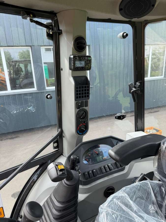 Case 695 SV, excavator loader