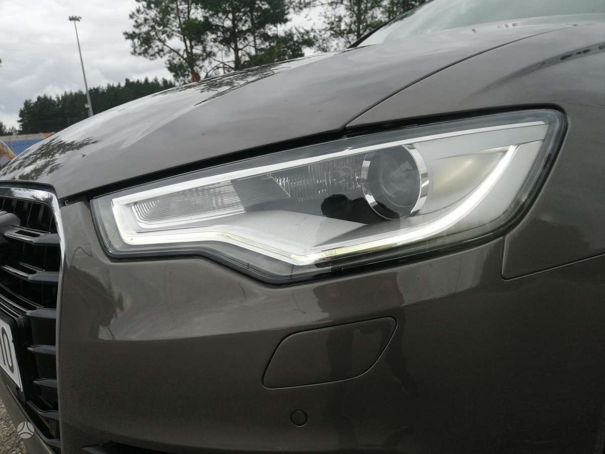 Audi A6, 3.0 l., sedanas
