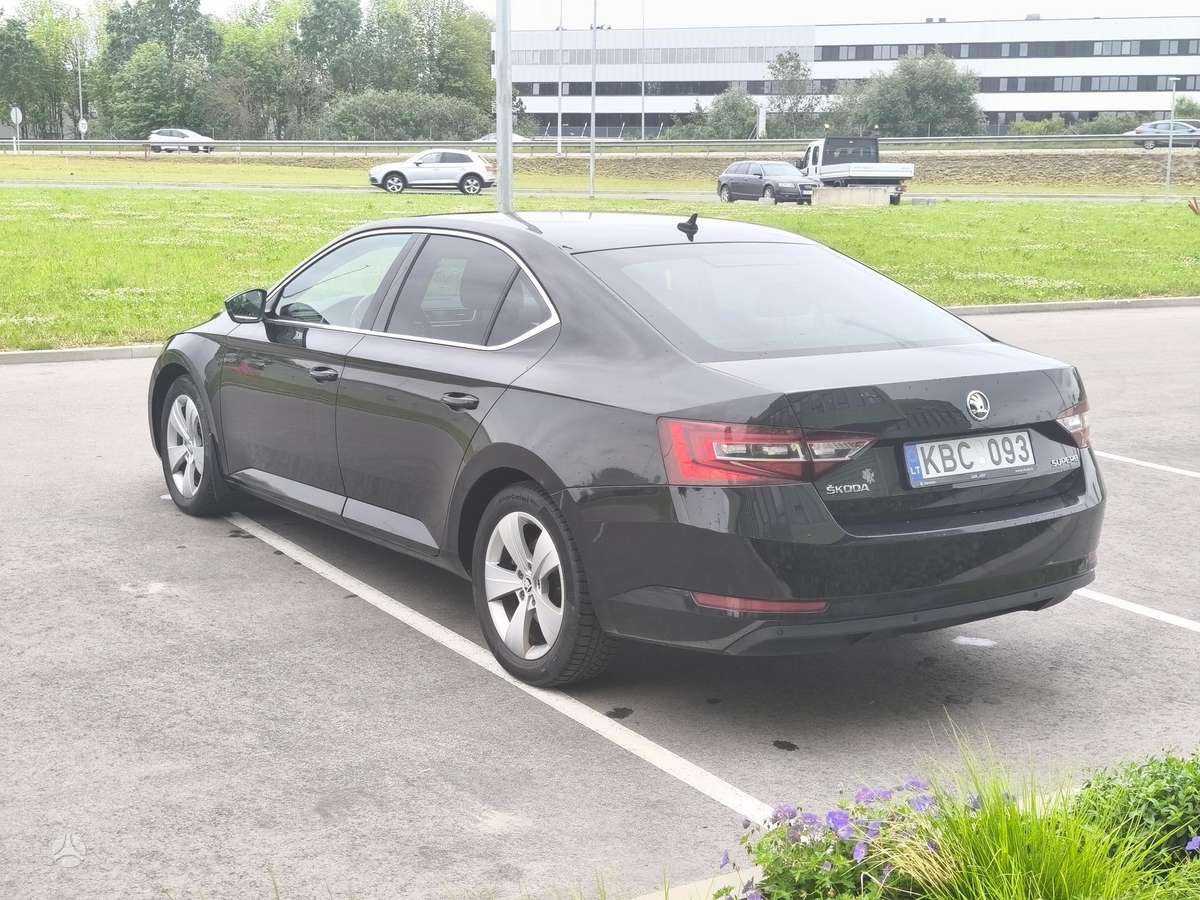 Skoda Superb, 2.0 l., hatchback
