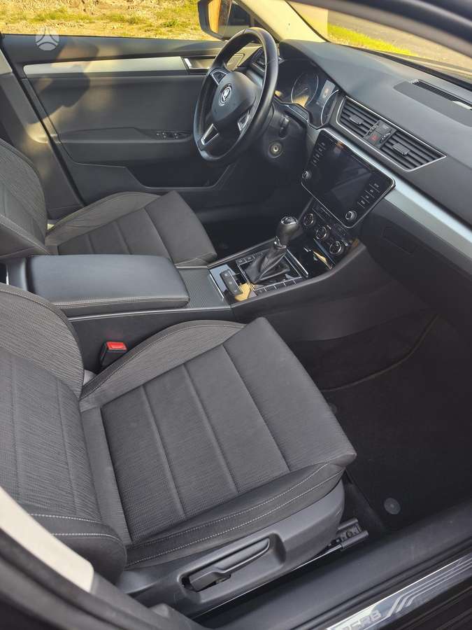 Skoda Superb, 2.0 l., Хэтчбек