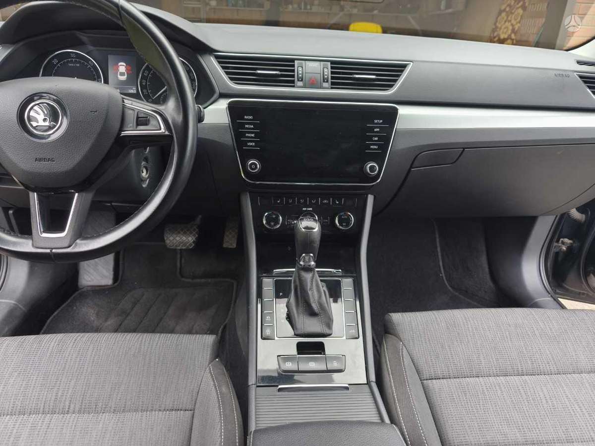 Skoda Superb, 2.0 l., Хэтчбек