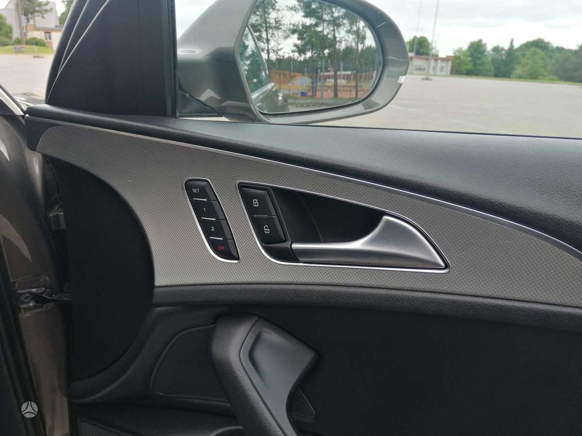 Audi A6, 3.0 l., sedanas