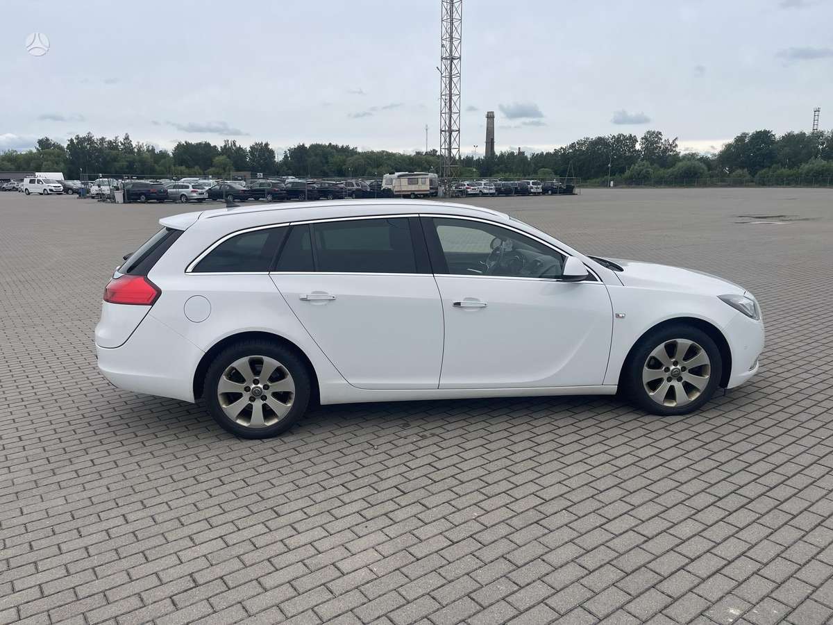 Opel Insignia, 2.0 l., wagon