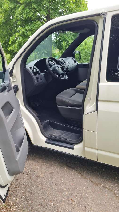 Volkswagen Transporter - 9