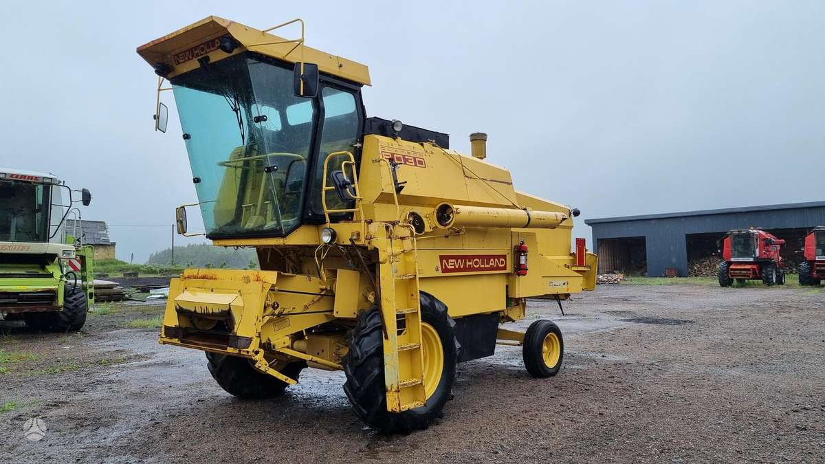 New Holland 8030, комбайны