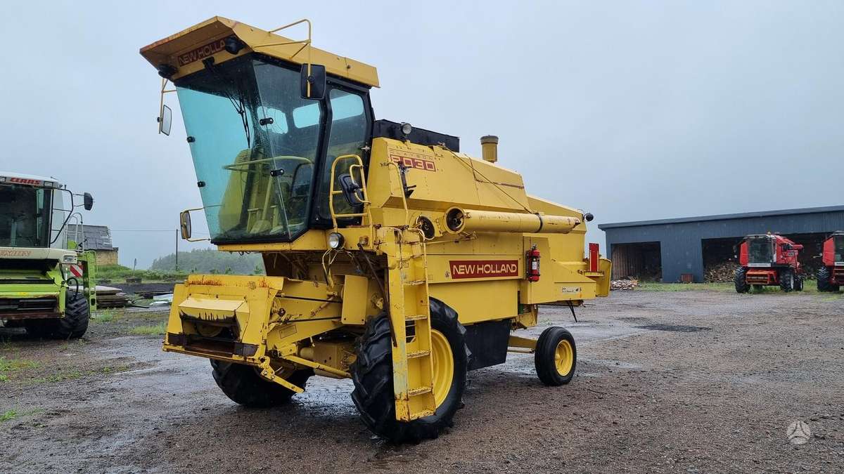 New Holland 8030, комбайны