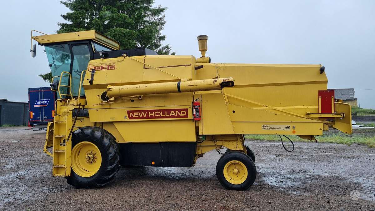 New Holland 8030, комбайны