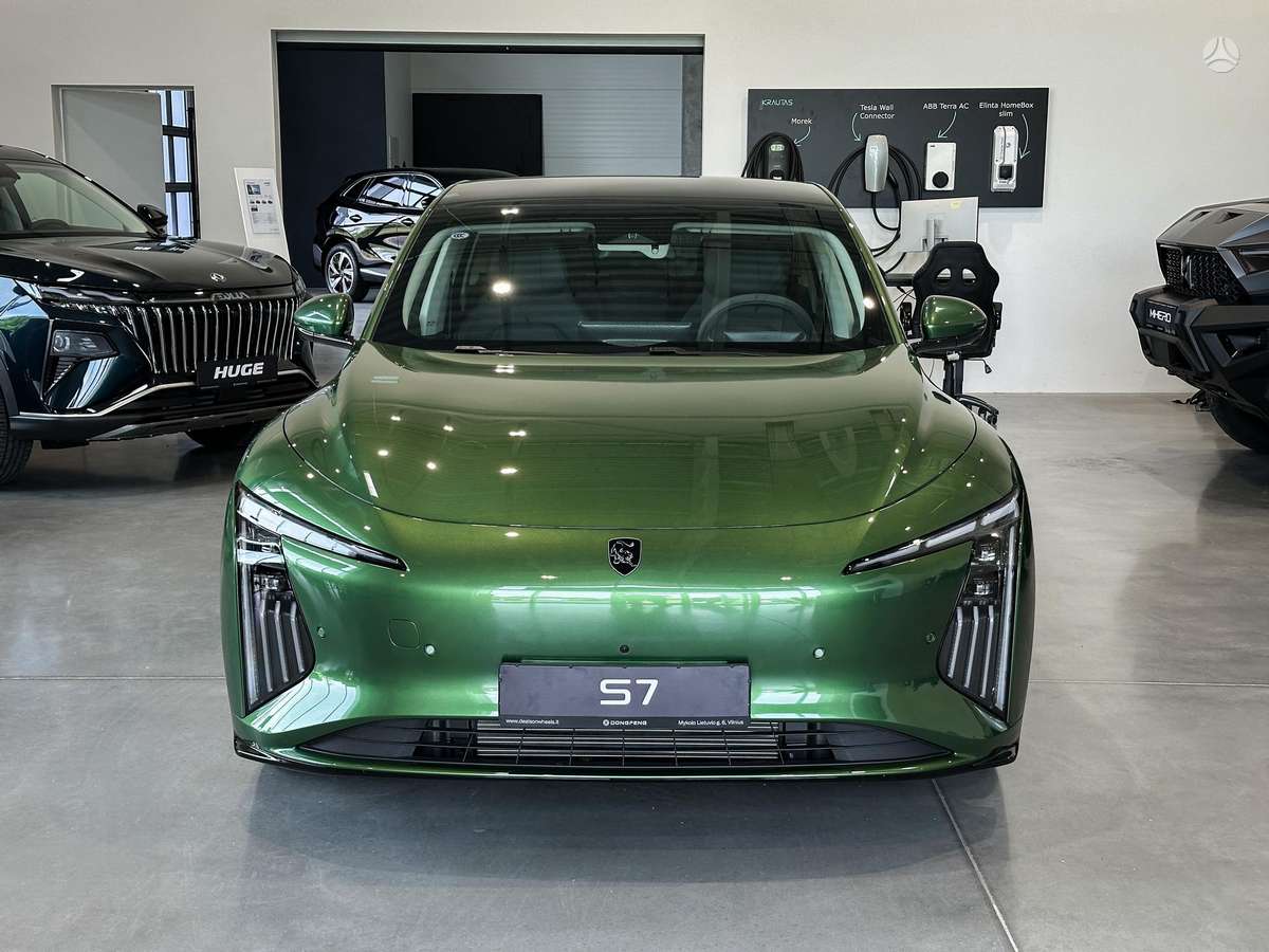 Forthing S7, 1.5 l., hatchback