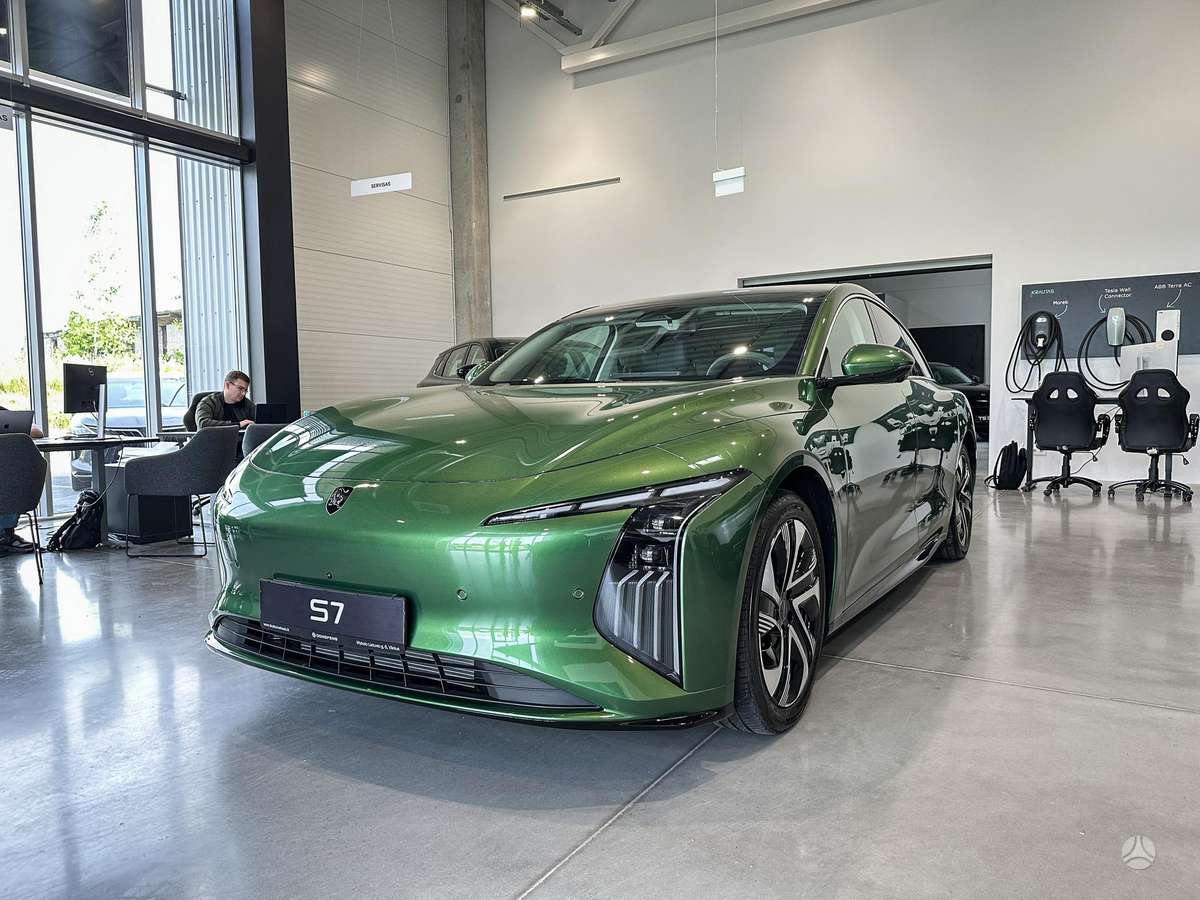 Forthing S7, 1.5 l., hatchback