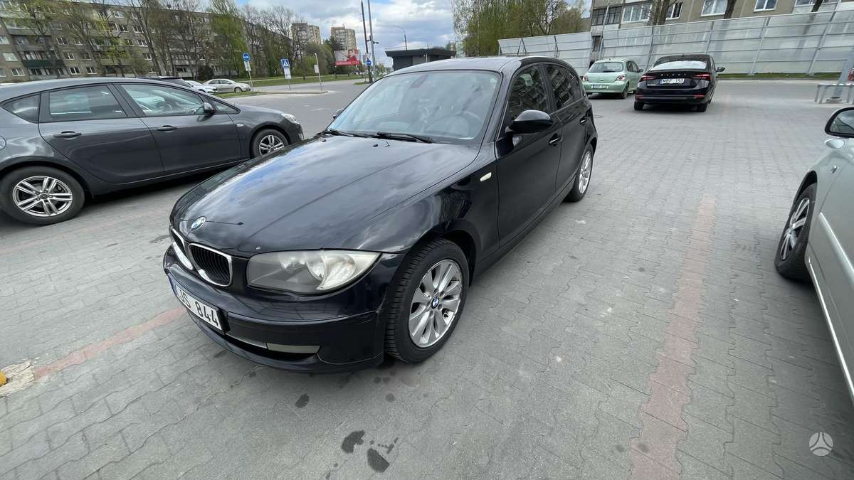 BMW 118, 2.0 l., hatchback