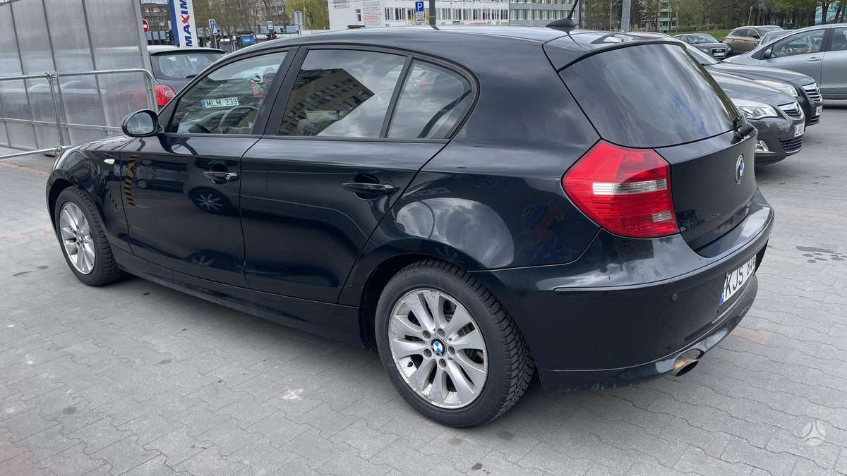 BMW 118, 2.0 l., Хэтчбек