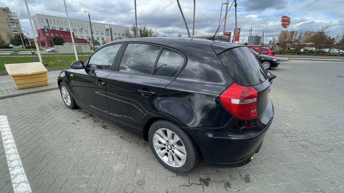 BMW 118, 2.0 l., Хэтчбек
